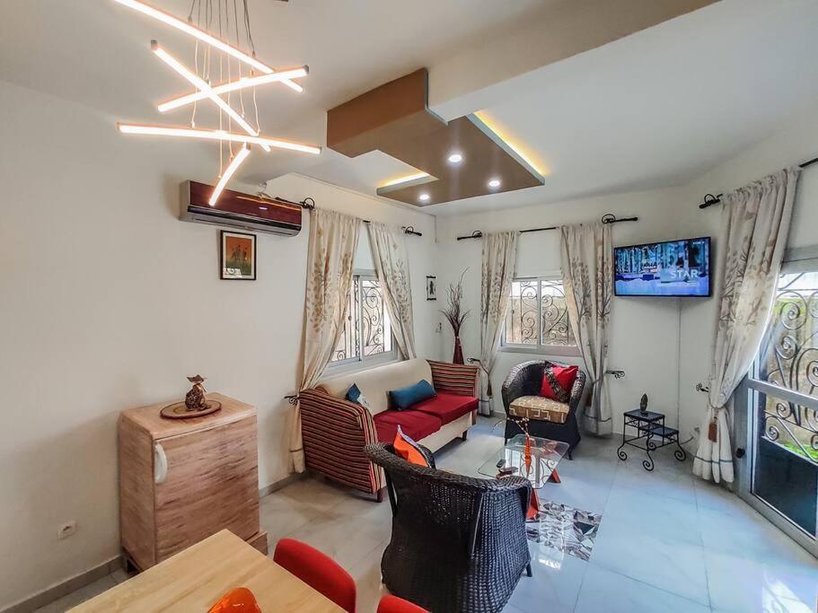 Mooksquare Ns Spot- 1 Bedroom Flat, Heart Of Akwa! Cannes Luaran gambar